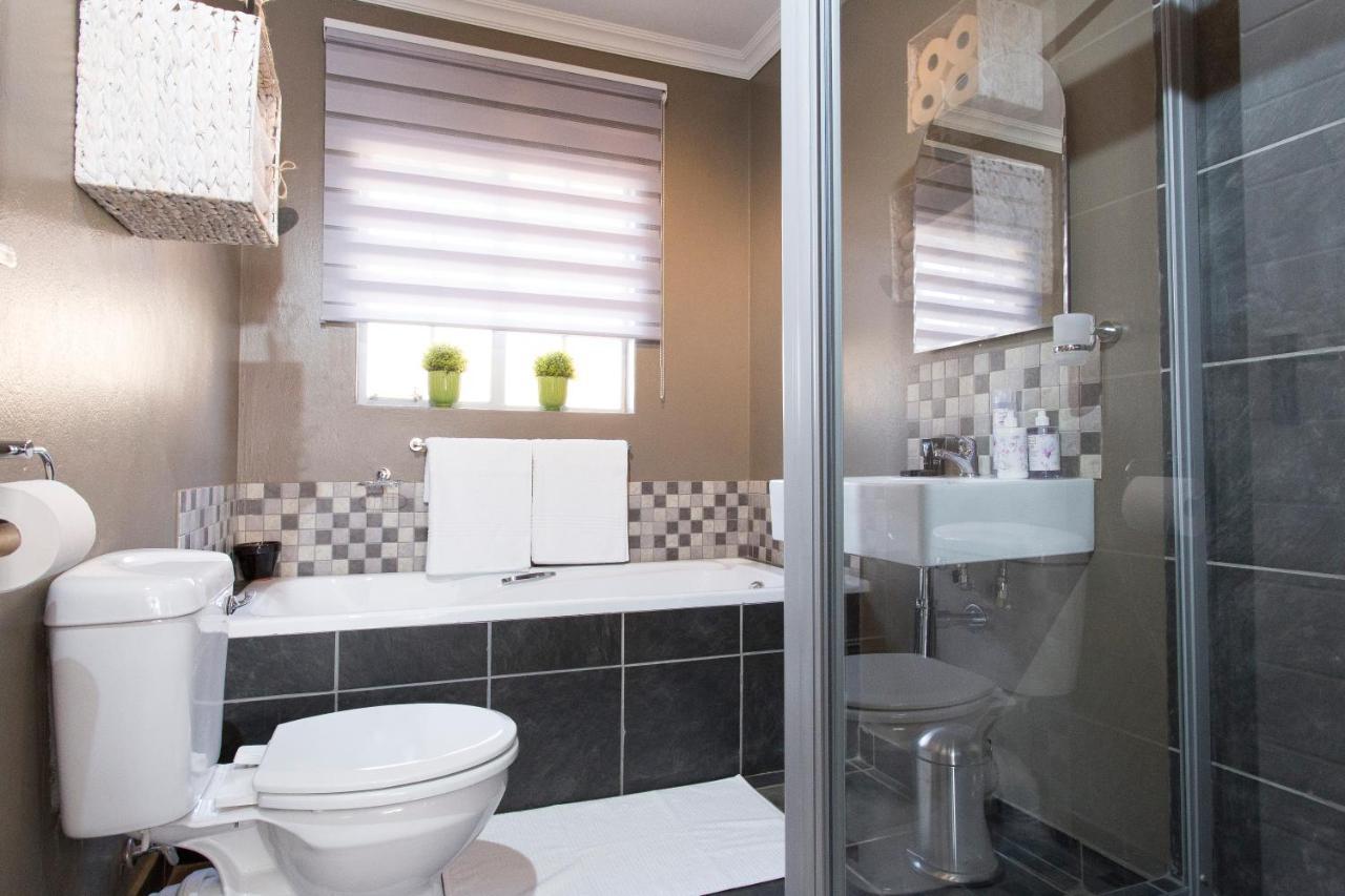 3 Lux Suites Middelburg  Bagian luar foto