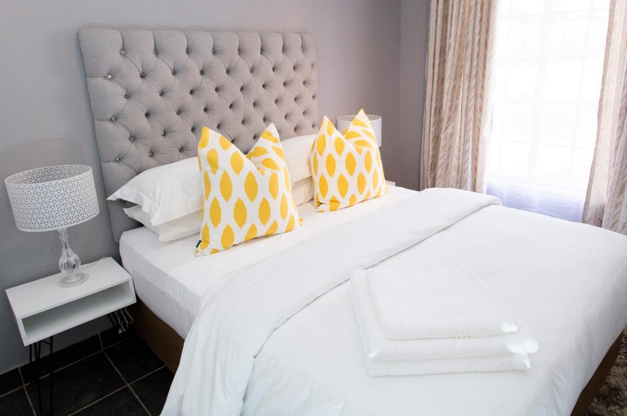 3 Lux Suites Middelburg  Bagian luar foto