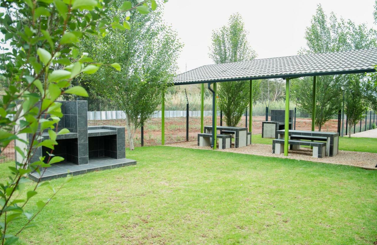 3 Lux Suites Middelburg  Bagian luar foto